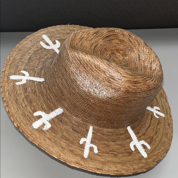 Source Unknown Brown Straw Hat with White painted cactus on brim main image 8